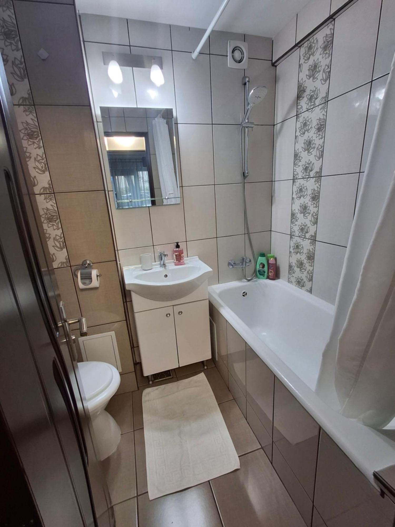 Apartament Claudia 德瓦 外观 照片