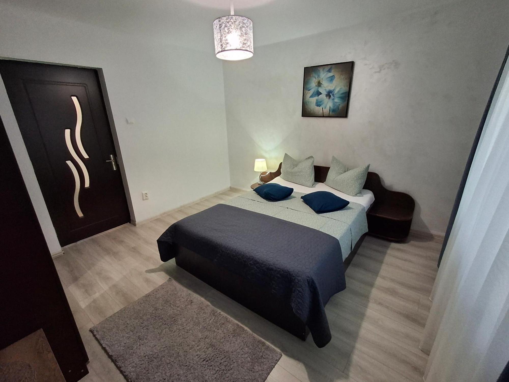 Apartament Claudia 德瓦 外观 照片
