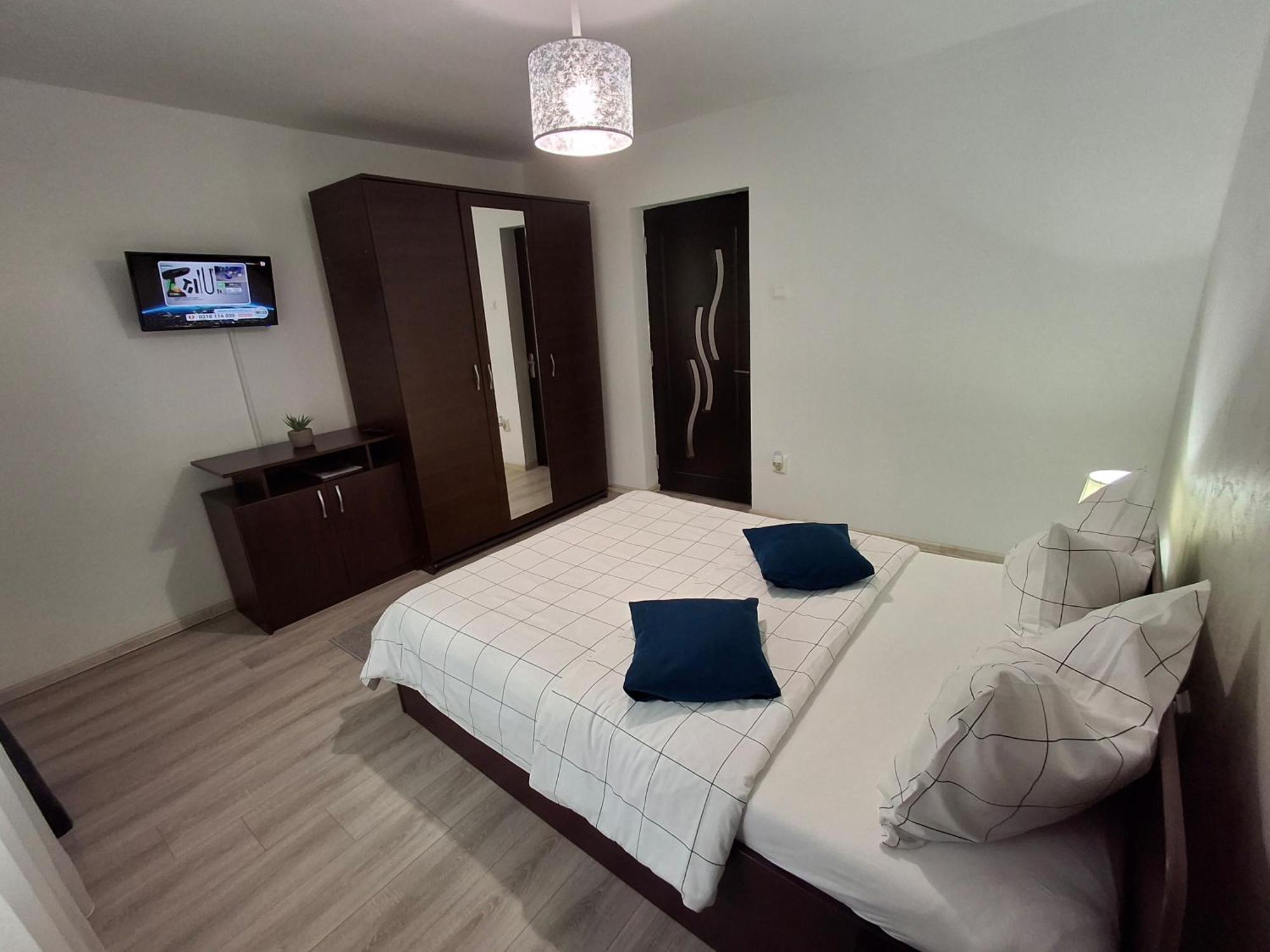 Apartament Claudia 德瓦 外观 照片