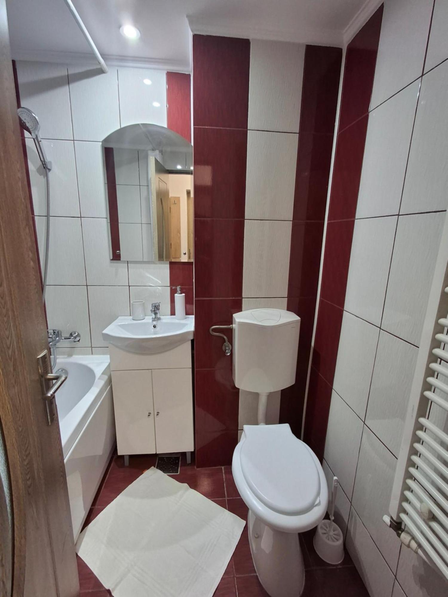 Apartament Claudia 德瓦 外观 照片